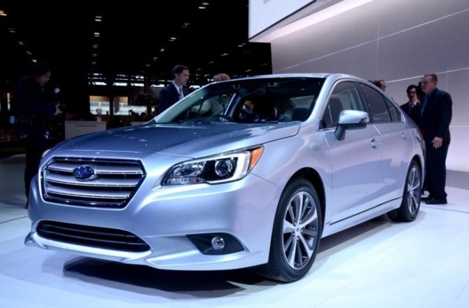 Subaru показала седан Legacy нового поколения