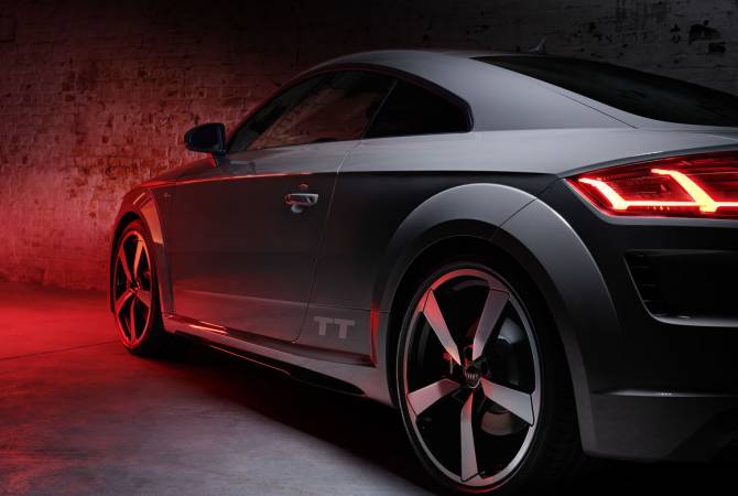 Audi начала продавать автомобили онлайн