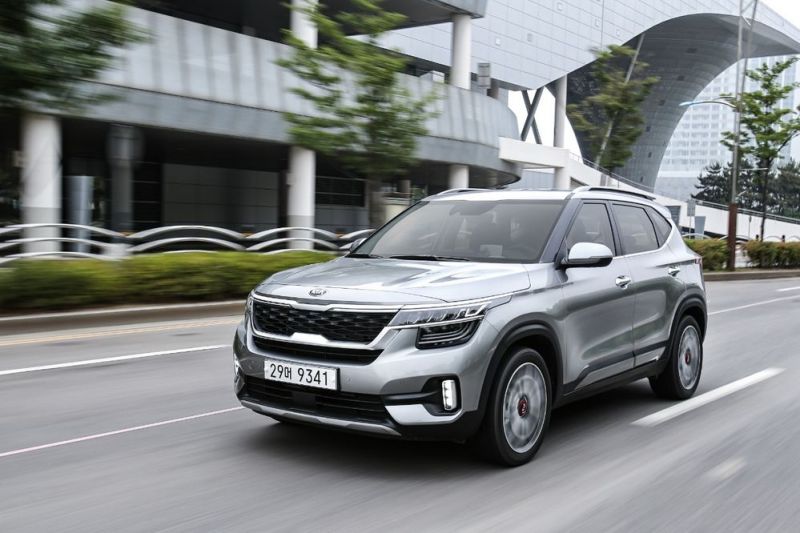 Долгожданный "кореец" KIA Seltos в начале 2020 года появится в России