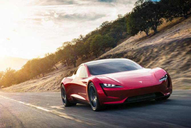 Поставки автомобилей Tesla обновили рекордные показатели