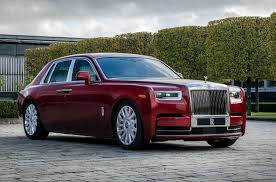 Rolls-Royce показала дизайнерскую версию флагмана Phantom