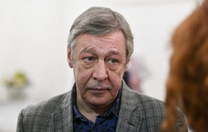 У Михаила Ефремова случился сердечный приступ