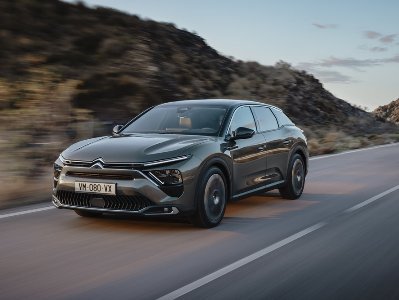 Citroen представил модель, которая совмещает в себе три типа кузова