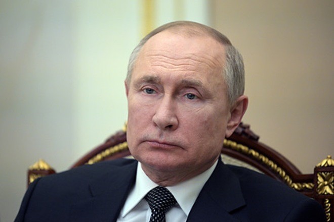 Путин вспомнил 90-е и предупредил политиков