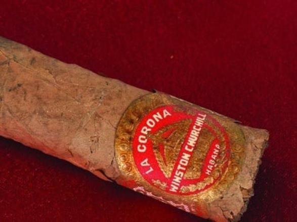 Сигарный окурок Черчилля ушел с молотка за 4200 фунтов стерлингов