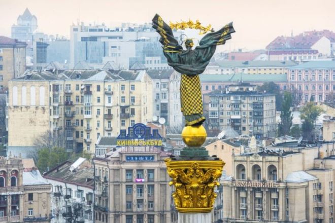 Австралия начала эвакуацию семей дипломатов из Киева