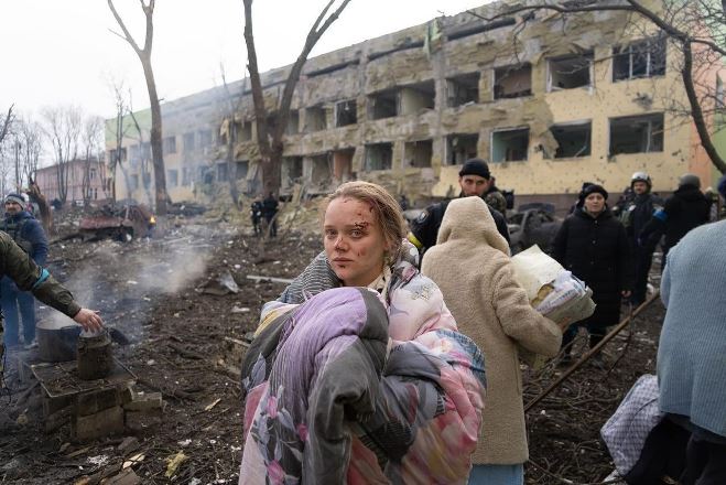 Минобороны России предложило открыть в Мариуполе гумкоридоры для националистов