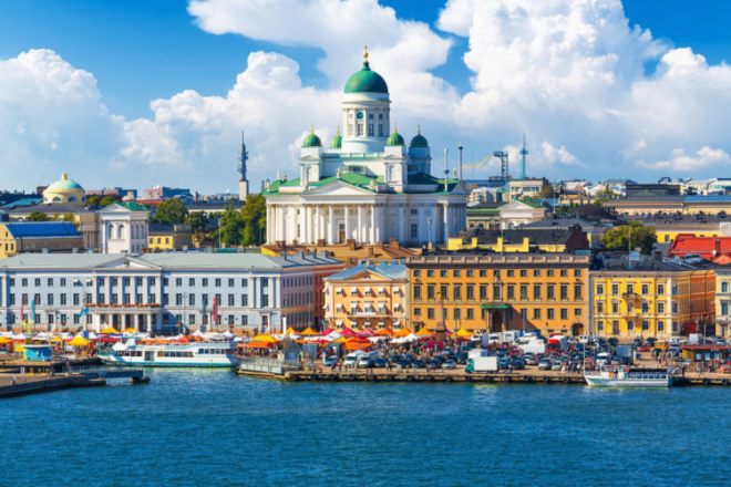 Финляндия выдворяет двух российских дипломатов