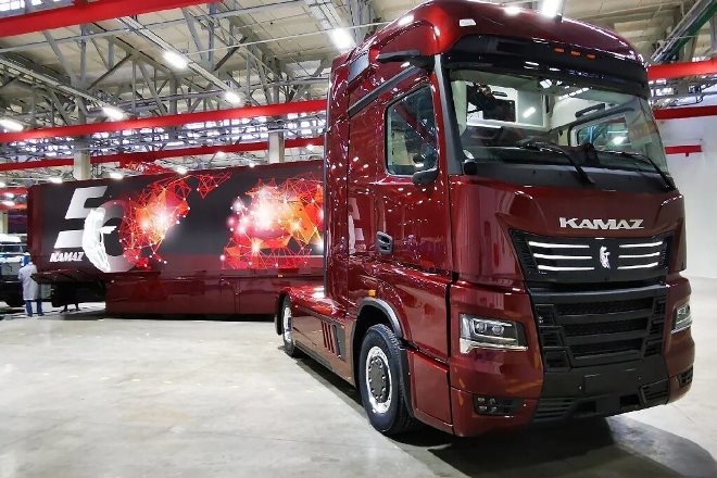 Новикомбанк выделит «КАМАЗу» ₽5 млрд на развитие модельного ряда