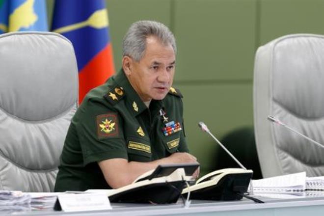 Шойгу доложил Путину о полном освобождении ЛНР