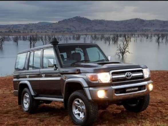 Toyota приостановила прием заказов на Land Cruiser 70 из-за дефицита комплектующих