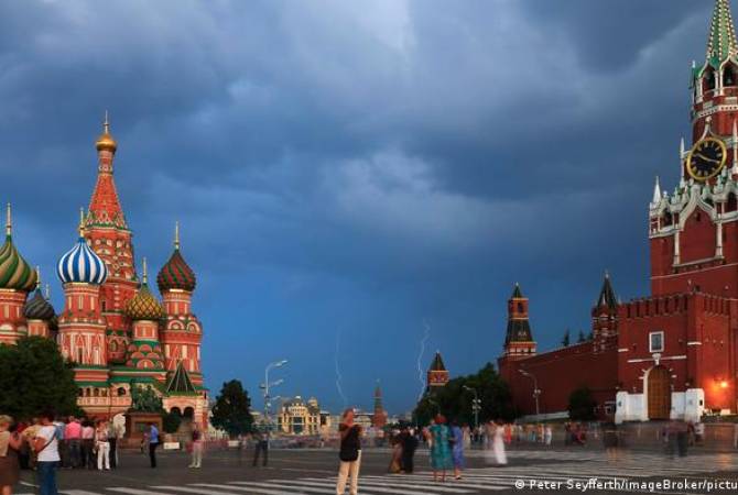 Путин призвал скорректировать действующую Концепцию государственной миграционной политики