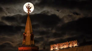 Приближенные к Путину бизнесмены выводят миллиарды из России