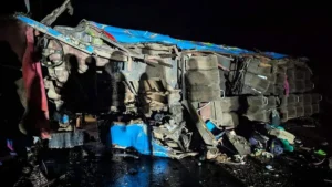В Уганде при аварии школьного автобуса погиб 21 человек